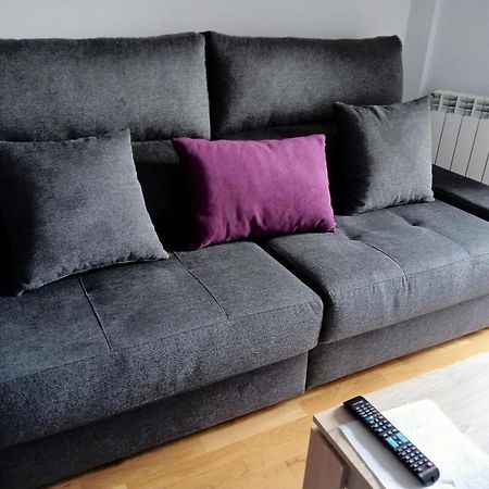 El Capricho De Bego Apartment Биескас Екстериор снимка